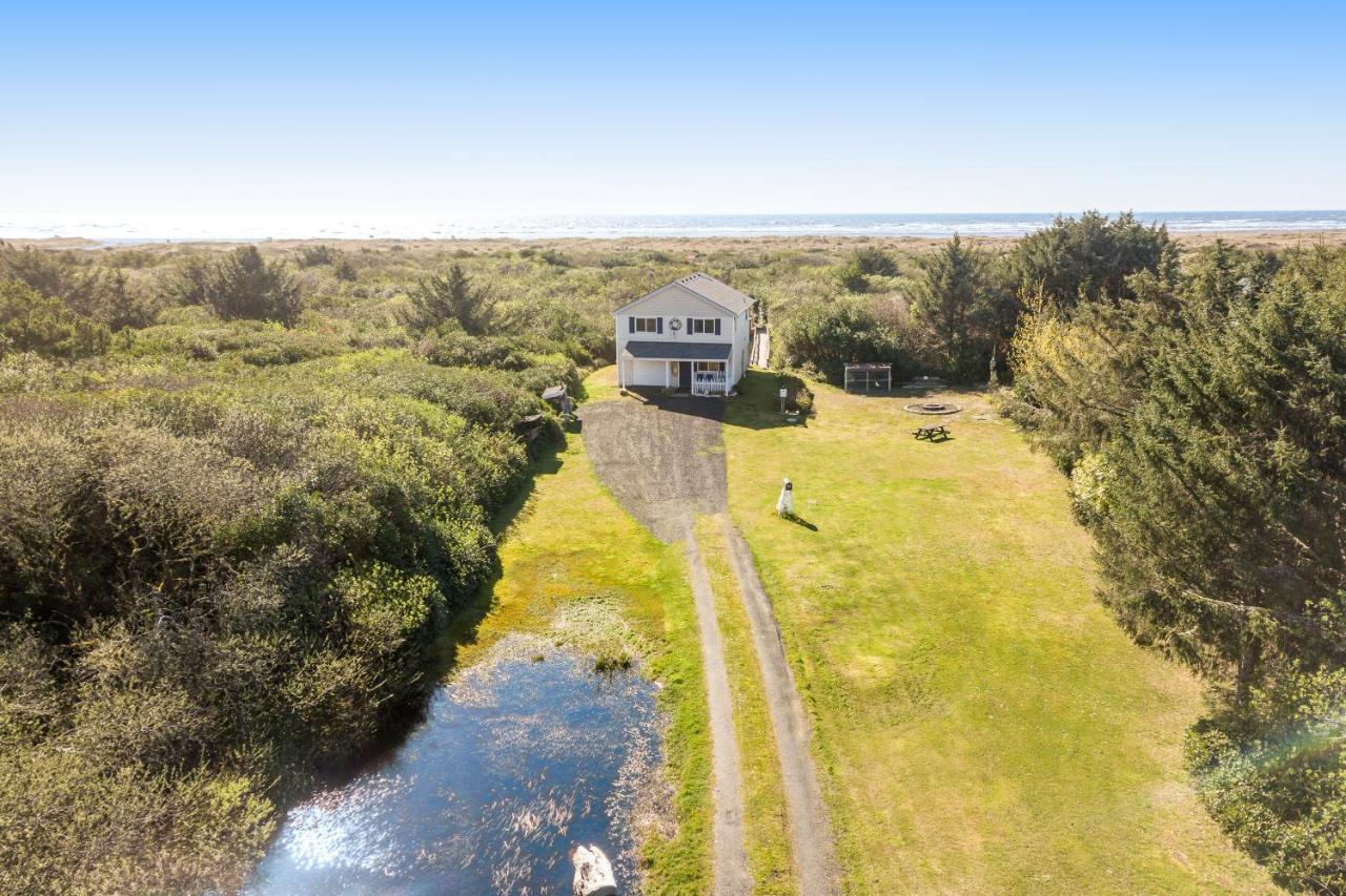 Salty Kisses Villa Ocean Shores Exterior photo